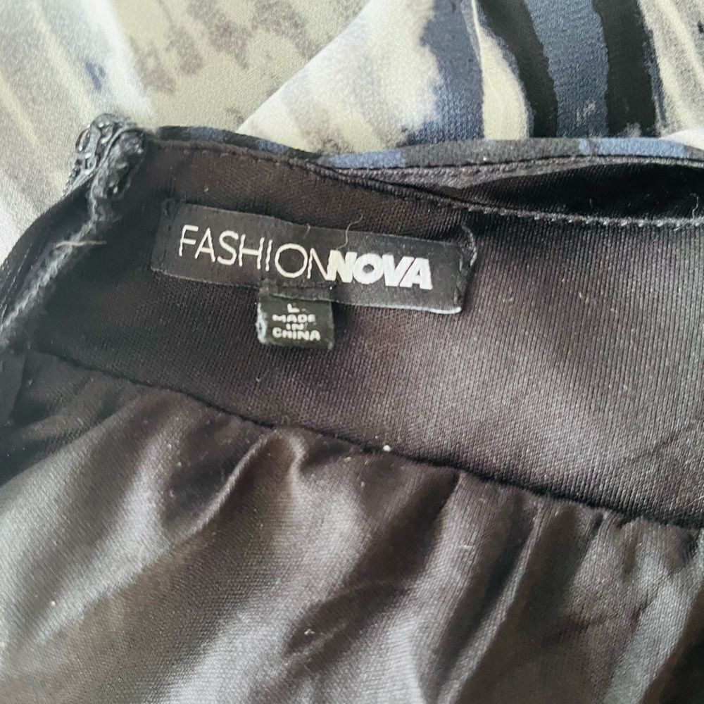 Fashion Nova Mina Maxi Dress - Black/combo, size L - Picture 14 of 14